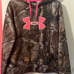 Under armor realteee hoodie